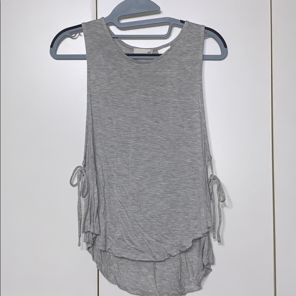 Wilfred free light gray tank size M